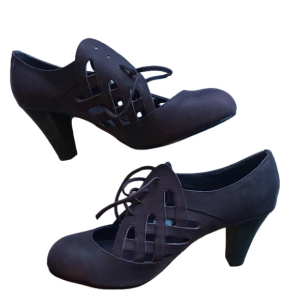 F-troupe lace up plum coloured heel shoe. Size 39. - Picture 4 of 7
